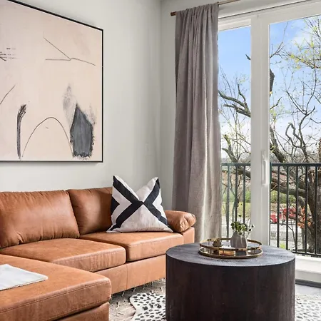 The Sobro Suite - 6 Beds & 6 Blocks To Broadway